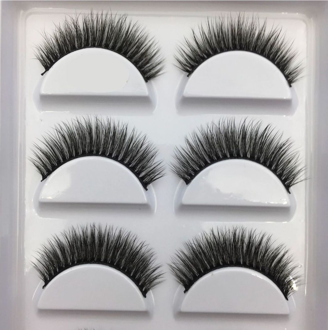 Daring Strip Lashes
